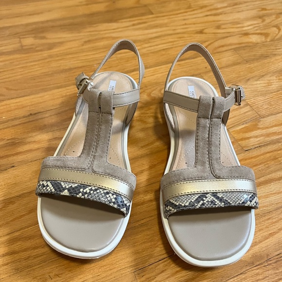 Geox Respira Jearl Sandals - Picture 12 of 15